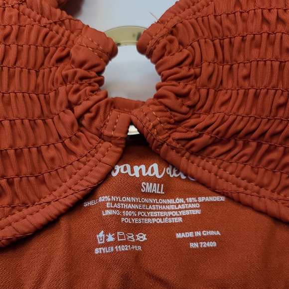 💥SALE💥 Cabana Del Sol
Smocked O Ring Bikini Set - Picture 7 of 8